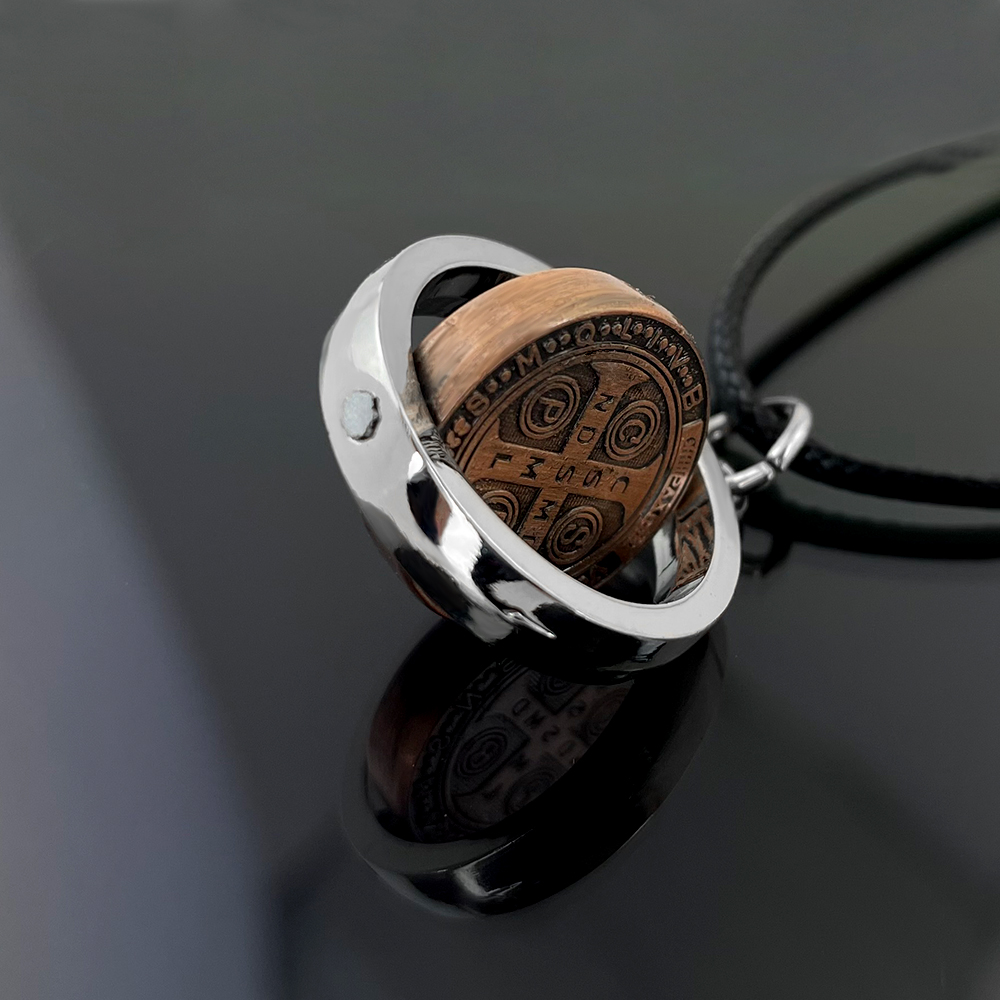 Yeni Aziz Benedict Madalyon Ko - Jewelry & Watches Ltd incelemesi ve fiyatı